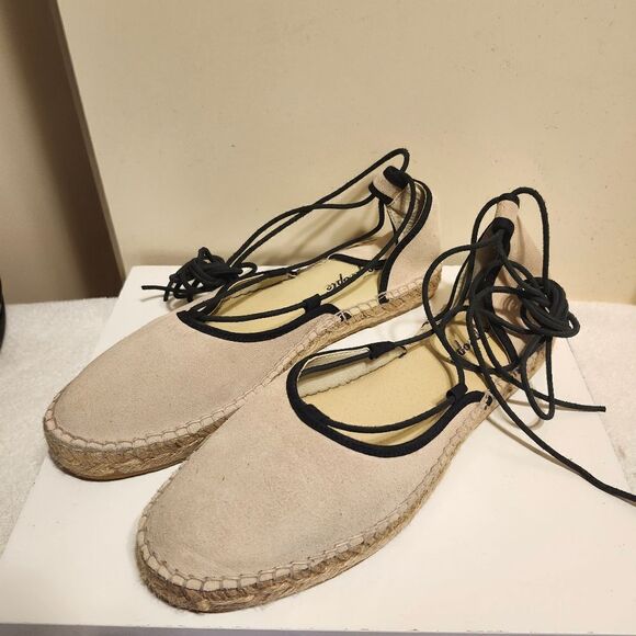 NWT Free People Tan Ultra-Soft Suede Lace-Up Flat Espadrilles Sz. 9/40 Ret $185 - Picture 1 of 8
